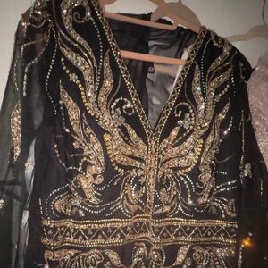 Elegant Black and Gold Maxi Dress
